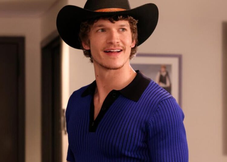 Connor Storrie hosts ‘SNL’ with assist from Olympic hockey players and Hudson Williams