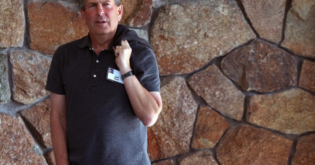 How top Paramount executive’s ties with Vegas gambler unraveled