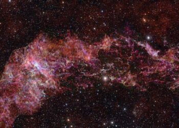 Swirling beauty of the Milky Way galaxy’s heart is captured in a new telescope picture