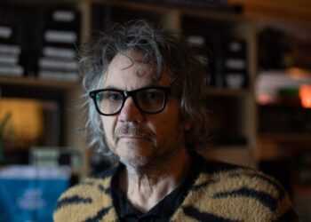 What Jeff Tweedy doesn’t see in the mirror