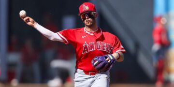 Angels should match Zach Neto’s loyalty and give him a long-term deal