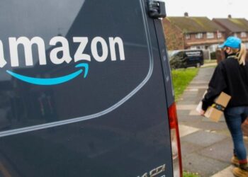 Amazon offers $1,000 prizes for drivers who say why they love their job