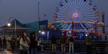 Shooting at Santa Monica Pier leaves two people wounded
