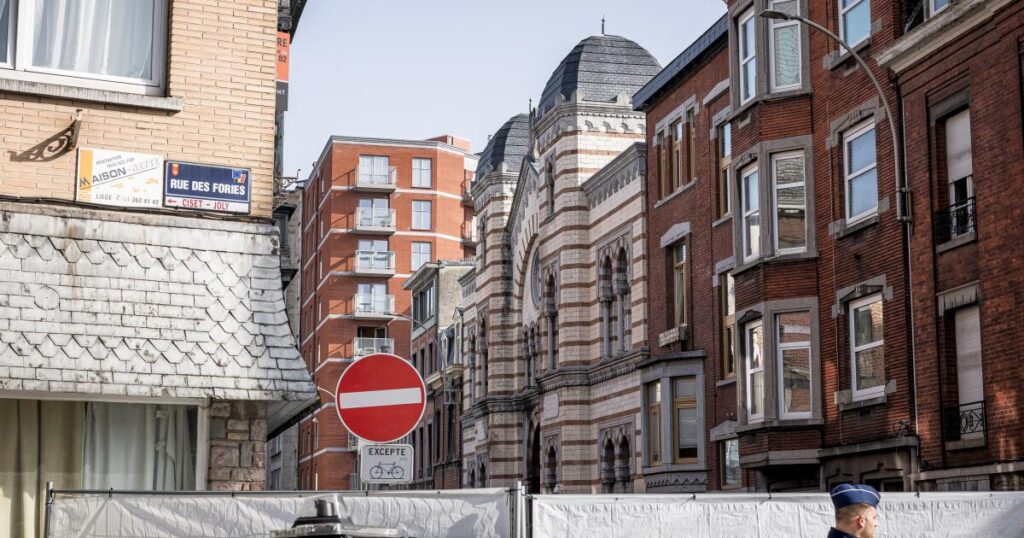 European countries on alert after blasts near a Belgian synagogue and outside U.S. Embassy in Oslo