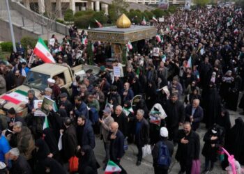 Israel threatens a surge in attacks as Iran fires missiles farther than ever