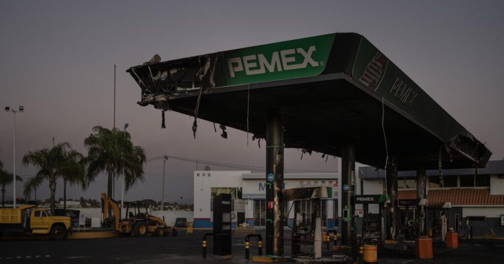 One town’s day of terror after the killing of Mexican cartel boss ‘El Mencho’