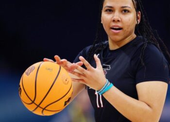 Former USC basketball player Destiny Littleton sends dispatches from where she’s stuck in Israel