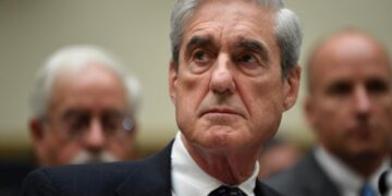 Former FBI Director Robert Mueller, who investigated Russia-Trump campaign ties, dies
