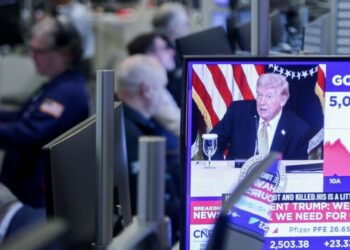 Stocks recover from war shock as Wall Street sniffs a turning point