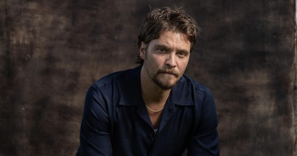 After ‘Yellowstone’ and a twist of fate, Luke Grimes rides again as Kayce in ‘Marshals’