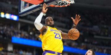 LeBron James breaks Kareem Abdul-Jabbar’s record for most field goals