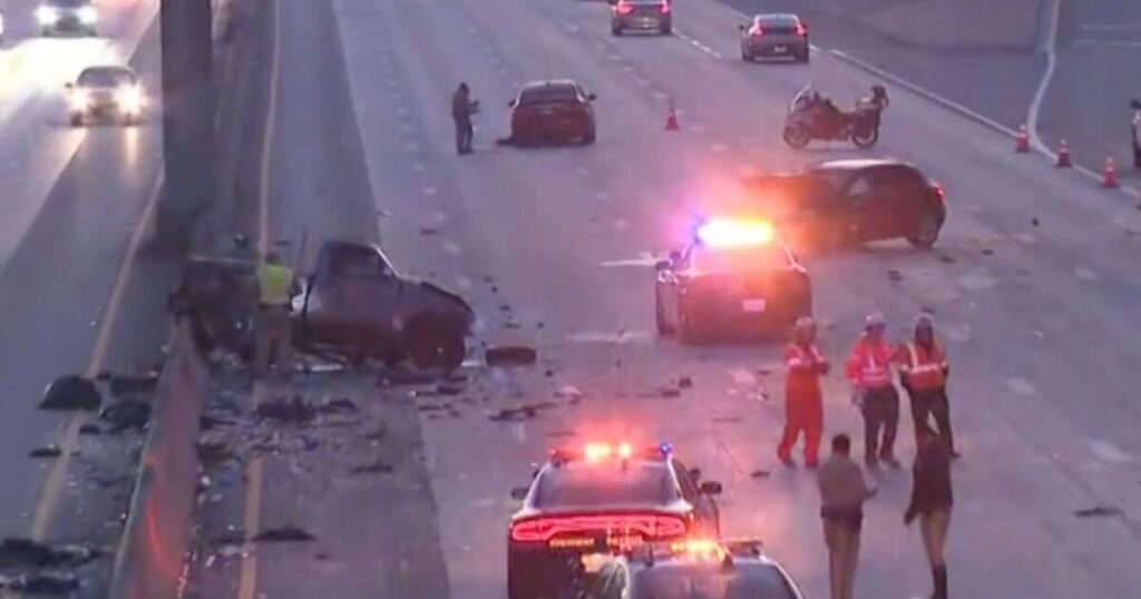 1 dead after five-car crash on 10 freeway in L.A.