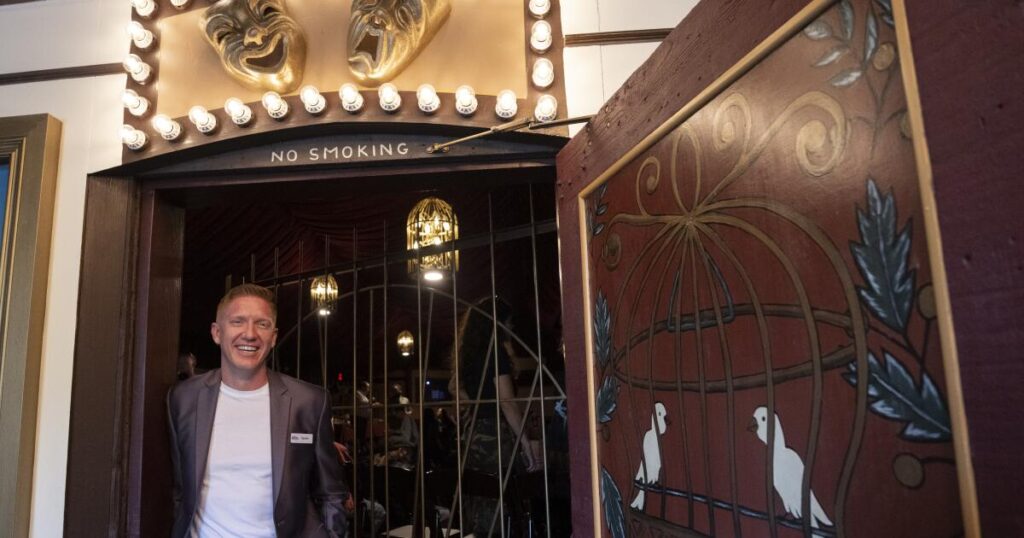 Inside Knott’s Berry Farm, a tiny theater boasts rowdy shows and alums like Steve Martin