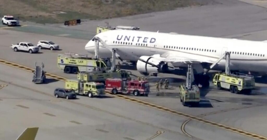 United Airlines flight returns to LAX after engine fire reports force emergency landing