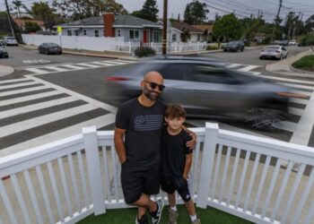 El Segundo father arrested after installing unauthorized stop signs near children’s park