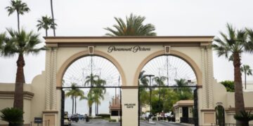 Paramount’s Jeff Shell strikes back against Vegas gambler