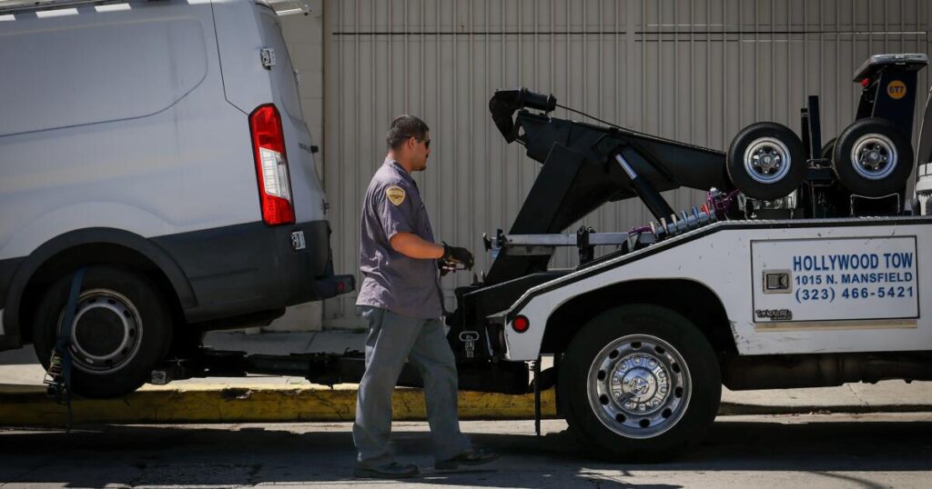 They had a worse Oscars than Timothée Chalamet: Many had cars towed Sunday in Hollywood