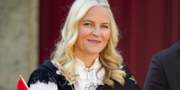 Norway’s crown princess talks about her ties to Epstein for the first time