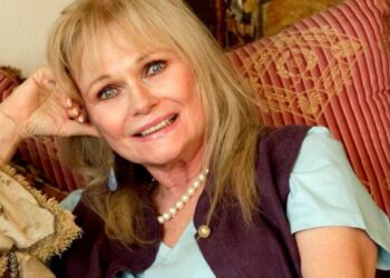 Valerie Perrine, ‘Superman’ actor who was Oscar-nominated for ‘Lenny,’ dies at 82