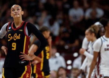 Turnover-plagued USC blown out by No. 1 South Carolina in season-ending loss