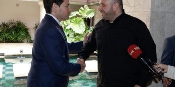 4 killed as Russia and Ukraine trade attacks; Kyiv says new talks with U.S. are set