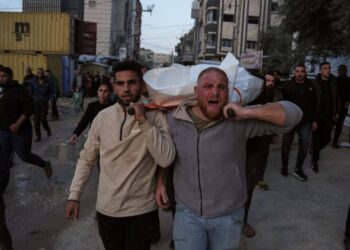 Israeli settlers smash cars, set fires in the West Bank; 4 Palestinians killed in Gaza