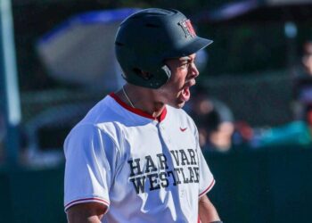 Prep sports roundup: Harvard-Westlake gets walk-off win over Huntington Beach