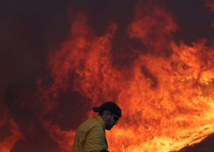 Who made the call to leave the Lachman fire? In sworn testimony, LAFD officials pass the buck