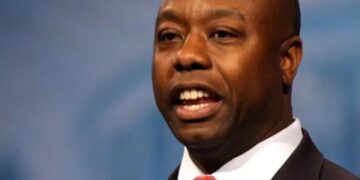 Senate Republican breaks own retirement pledge as GOP majority at risk