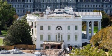 Architects Torch Plans for Trump’s Ballroom Days Before Final Approval Vote: ‘Timeline Never Made Any Sense’