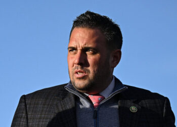 In Setback for G.O.P., Trump Appointee Will Not Run for Swing House Seat