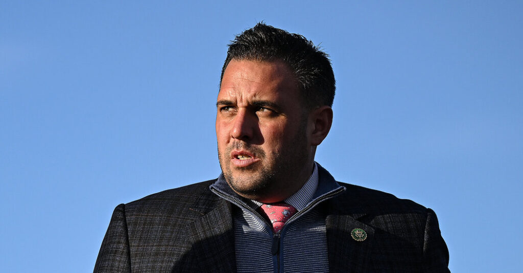 In Setback for G.O.P., Trump Appointee Will Not Run for Swing House Seat