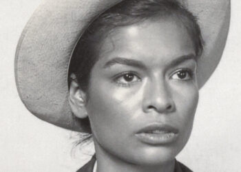 Celebrities Need Passport Photos, Too