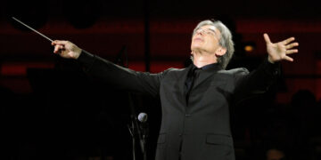 Michael Tilson Thomas, Celebrated American Conductor, Dies at 81