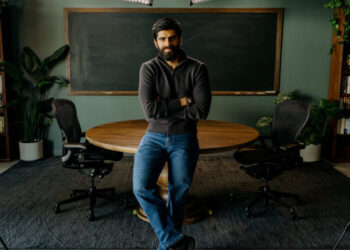 The Podcast Where You Can Eavesdrop on the A.I. Elite