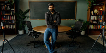 The Podcast Where You Can Eavesdrop on the A.I. Elite