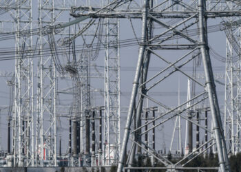 China’s Electrostate Is Poised to Win From War in the Middle East