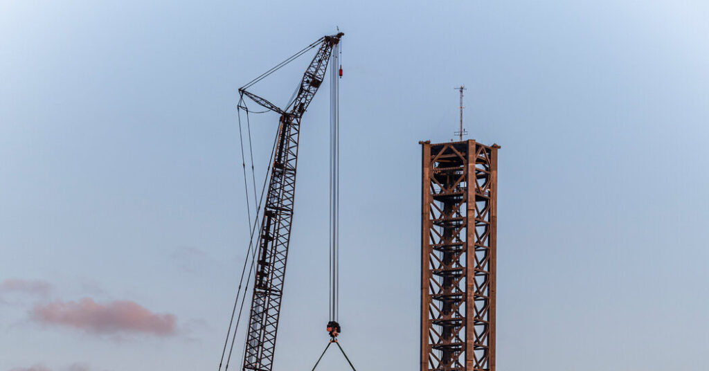 SpaceX Files to Go Public, Setting Stage for Huge I.P.O.