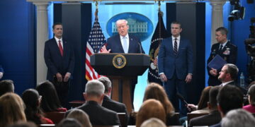 Trump Threatens Jail if Journalists Protect Certain Iran Sources