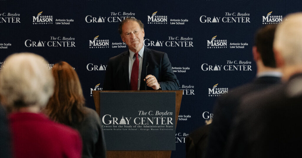 As Election Looms, Washington Wonders if Trump Will Get a New Supreme Court Pick