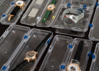 He Got Rich Buying and Selling Luxury Watches. Was It a Ponzi Scheme?