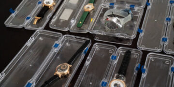 He Got Rich Buying and Selling Luxury Watches. Was It a Ponzi Scheme?