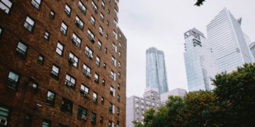 Fight Escalates Over Plan to Demolish and Rebuild N.Y.C. Public Housing