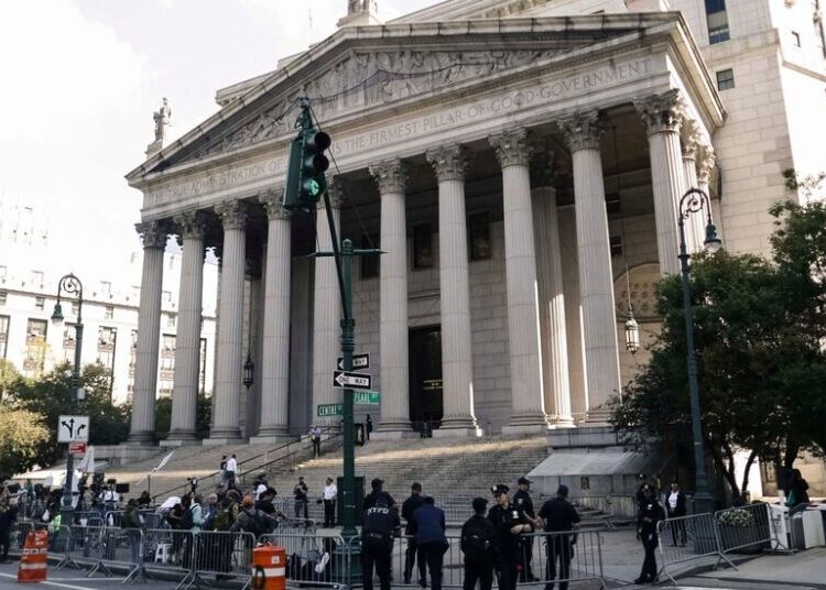 A ‘Traffic Jam’ of Trials Poses Headache for Mangione’s Lawyers