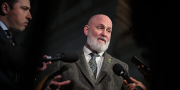 Democrats Start to Hammer Vulnerable Republicans Over the War in Iran