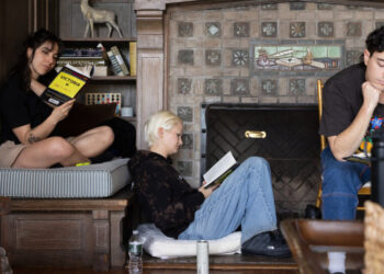 16 Strangers, One 304-Page Novel and a Weekend of Reading Aloud