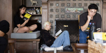 16 Strangers, One 304-Page Novel and a Weekend of Reading Aloud