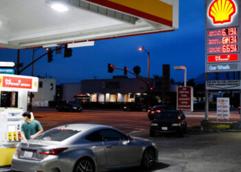 How Are High California Gas Prices Affecting Your Life?