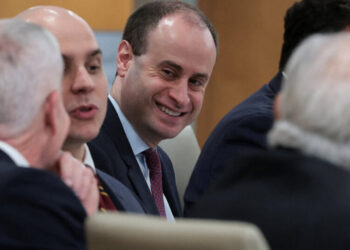 Planning Commission Approves Trump’s Ballroom, but Legal Roadblocks Remain