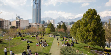 Iranians Seek Respite in Nature Amid the War